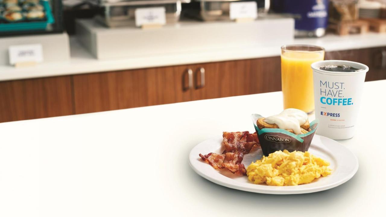 Holiday Inn Express Hotel & Suites Minneapolis - Minnetonka By Ihg Exteriér fotografie